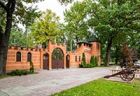 Вход и выход в парк-отель «Фортеця» под видеонаблюдением